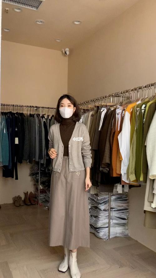 服装批发零售双擎驱动 解锁实体店拿货与终端零售的盈利密码
